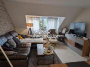 Exklusive Dachgeschosswohnung mit eigenem Rückzugsort im...