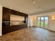 Exklusive Dachgeschosswohnung mit großer Dachterrasse –...