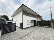 Exklusive Doppelhaushälfte mit Luxusausstattung und Garage Exklusive Doppelhaushälfte mit Luxusausstattung und Garage