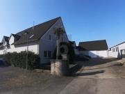 200 M² FAMILIENGLÜCK IM GRÜNEN