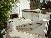 Exklusive Familienwohnung mit 3 Terrassen, Garage &...