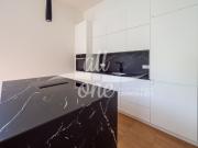 Exklusive Gartenwohnung mit Poolanlage in...