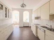 Exklusive Jahrhundertwendevila mit Garten, Pool, Garage...