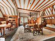 Exklusive Liegenschaft mit zwei Villen und großem...