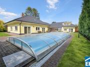Exklusive Luxusvilla mit großzügigem Garten, Pool und...