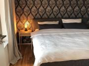 Exklusive, möblierte 2 Zi. Wohnung Neubau Balkon Stellplatz