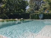 Exklusive Stadtoase mit Eigengarten und Pool Nähe...