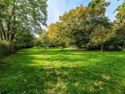 Exklusive Villa in begehrter Lage | Grundstücksfläche...