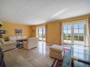 Exklusive Villa mit See und Alpenblick am Südhang von...