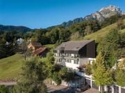 Exklusive Villa mit spektakulärer See und Bergsicht