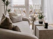 Exklusive vollmöblierte Dachgeschosswohnung mit Terrasse...