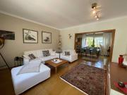 Exklusive Wohlfühloase: Einfamilienhaus mit Pool,...