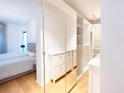 Exklusive Zwei Zimmer Wohnung mit Lift und Balkon möblierte