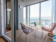 Exklusiver 3 Zi. Erstbezug mit Sauna & Skylineblick