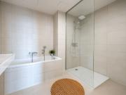 Exklusiver Erstbezug mit Rooftop Spa – Tower Homes im V22