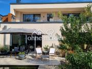 Exklusiver Wohnkomfort Haus mit Dachterrasse und Garten...