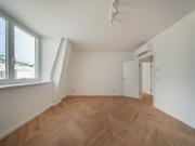 Exklusives Dachgeschossjuwel nahe Alois Drasche Park...
