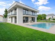 Exklusives Design Juwel: Hightech Villa mit Infinity...