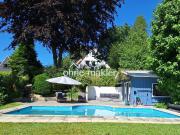 Exklusives Einfamilienhaus mit Seeblick und Pool