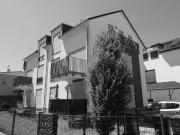 Exklusives Mehrfamilienhaus in begehrtem Neubaugebiet...