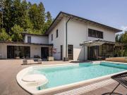 Exklusive Wohnresidenz mit bis zu drei Einheiten –...