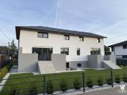 Exklusives Neubau Doppelhaus mit Keller & 210 m²...