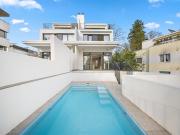 Exklusives Terrassenhaus mit Pool, Lift &...