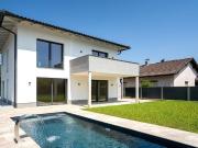 Exklusives Traumhaus mit Pool – Neuwertig und...