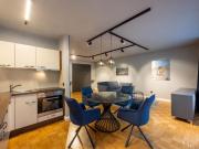 Exklusives, voll ausgestattetes Apt. mit Terrasse...