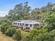 Expansive Dual Living With Incredible Coastal Views