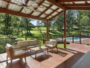Expansive Family Haven in Prime Tallebudgera Location