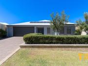 Expansive Family Living Meets Coastal Elegance