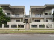 Expansive Riverside Living with Private Courtyard and 2...