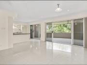 Expansive Top Floor Executive Unit