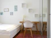 expat flat: furnished 3 rooms: I möblierte Altbauwohnung...