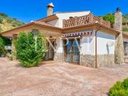 Expat Real Estate presenta esta encantadora casa de...