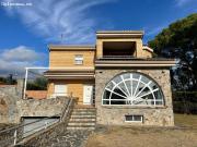 EXPECTACULAR CASA CAN AVELLANEDA