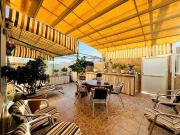 ¡EXPECTACULAR Y AMPLIO BUNGALOW CON TERRAZA!