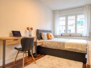 Experience Comfortable Coliving in Zürich's...