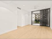 Experience Premium City Living at 805/8 Margaret St /...