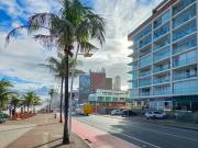 Expresso 2222 Apartamento PadrÃ£o 50mÂ² frente mar