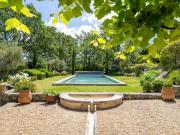 Exquis et impressionnant mas au coeur de la campagne