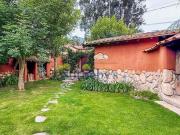 Exquisita residencia de 1,700m2 en el corazón del Valle...