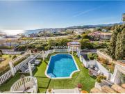 Exquisita villa reformada cerca playa El Chaparral