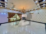 Exquisite 1 Kanal Luxury Home For Rent In DHA Phase 1 K...