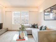 Exquisite 2 bedroom apartment near The Regent's Park...