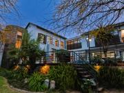 exquisite 5 bedroom home on golf course