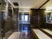 Exquisite apartment on Princes Gate