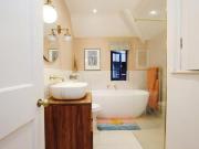 Exquisite two bedroom cottage. Furnished with off street... Exquisite two bedroom cottage. Furnished with off street...