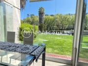 Exquisito departamento con ante jardín propio, semi...